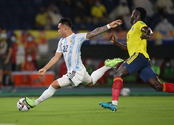 世预赛-阿根廷2-2哥伦比亚的相关图片